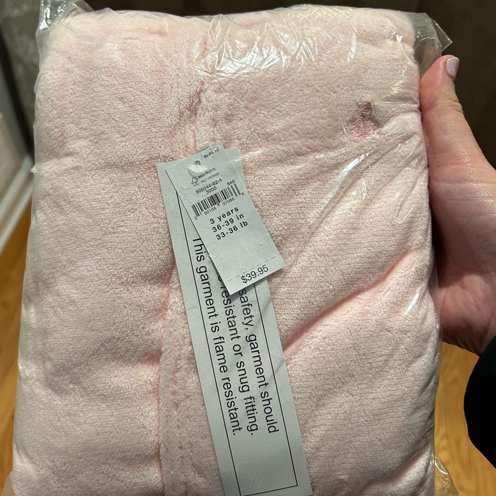 NWT Toddler Robe - Picture 2 of 2